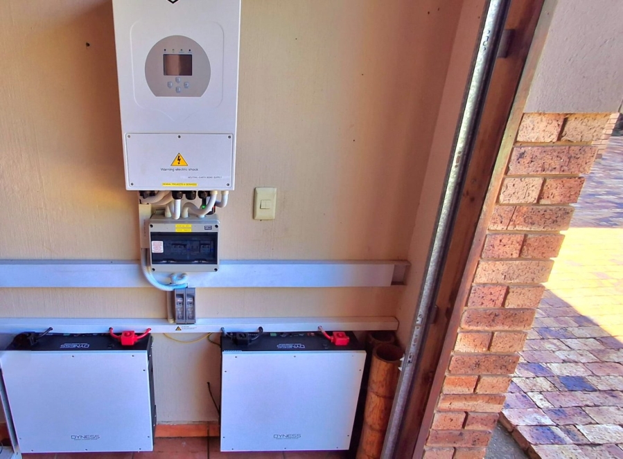 4 Bedroom Property for Sale in Boschenvaal River Front Lodges Free State